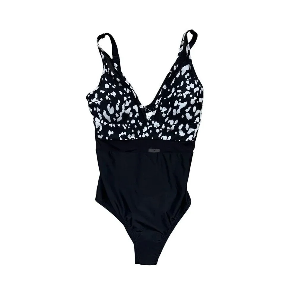 Cupshe One Piece Swimsuit 0X Black V Neck Tummy Control NWT